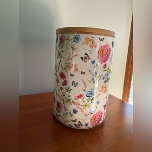 Kitchen Canister / Cookie Jar